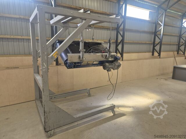 Metal stripping equipment Longi Überbandmagnet mit Gestell Modell 85-70