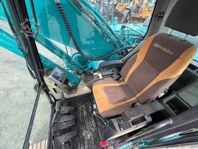 Crawler excavator Doosan DX 255LC Kettenbagger