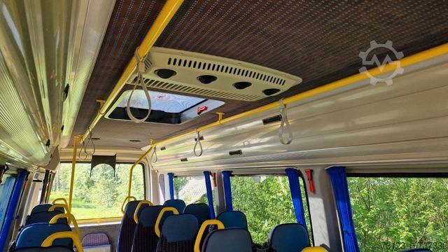 Minibus MERCEDES-BENZ Elektro  Heckniederflur Bestellfahrzeug