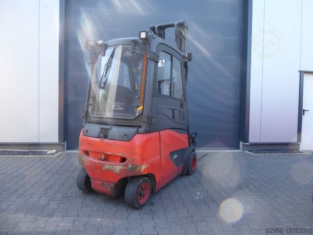 Elektro 4 Rad-Stapler Linde E20PH-02