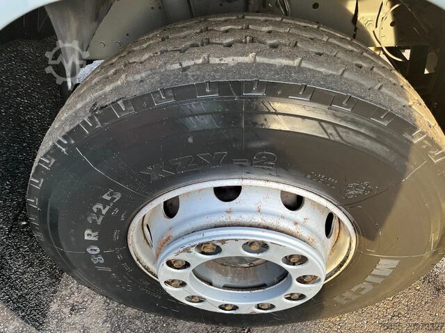 Suitcase DAF CF 75.310 - 374.000KM! - Dhollandia 2.000kg - 5...