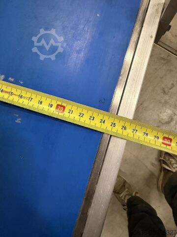 Labeling with printer top and bottom Zodiac Labeling with printer top and bottom Zodiac