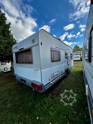 Caravan Dethleffs Camper 470 V