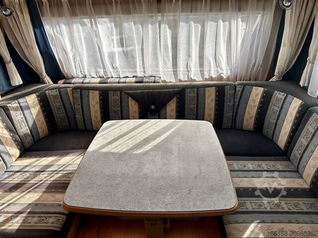 Caravan Dethleffs Camper 470 V