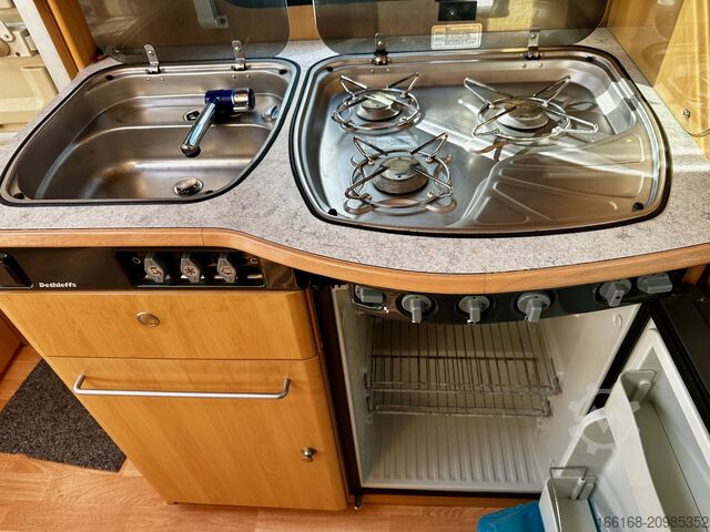 Caravan Dethleffs Camper 470 V