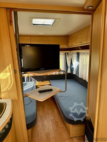 Caravan Dethleffs Camper 470 V