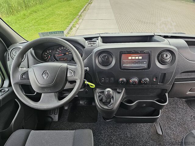 High-roof van RENAULT MASTER 2.3 L2H2 Laadklep Euro6!