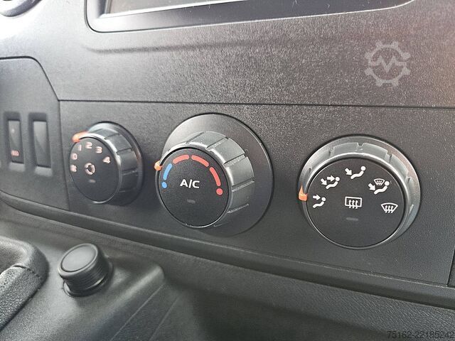 High-roof van RENAULT MASTER 2.3 L2H2 Laadklep Euro6!