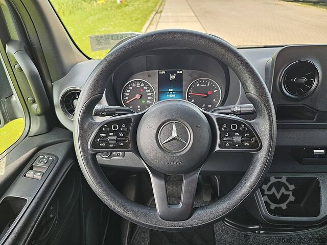 High-roof van MERCEDES-BENZ SPRINTER 317 L4H2 XXL Automaat
