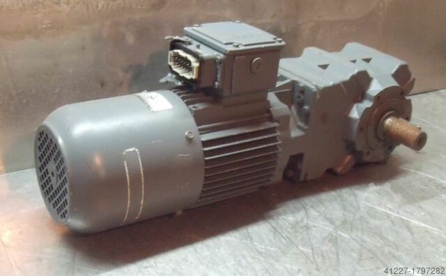 Getriebemotor 0,37 kW 41 U/min BAUER BK10-71V