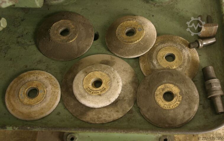 Werkzeugschleifmaschine Stehle für Fräser