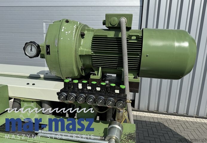 Four-sided planer with 8 heads WEINIG Hydromat 22 AL z podajnikiem