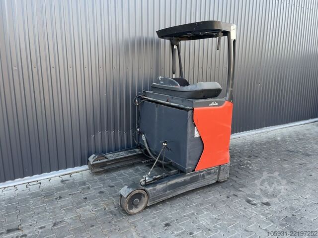 Schubmaststapler Linde R14-01