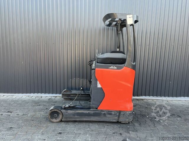 Schubmaststapler Linde R14-01