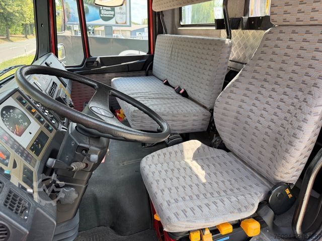 LKW mit Kofferaufbau MAN 17.232 4x4 KRAN SEILWINDE Kran und LKW