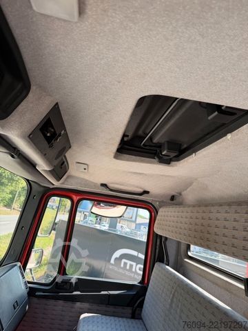 LKW mit Kofferaufbau MAN 17.232 4x4 KRAN SEILWINDE Kran und LKW