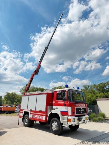 Spezial-LKW MAN 17.232 4x4 KRAN SEILWINDE Kran und LKW