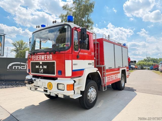 Autokran MAN 17.232 4x4 KRAN SEILWINDE Kran und LKW