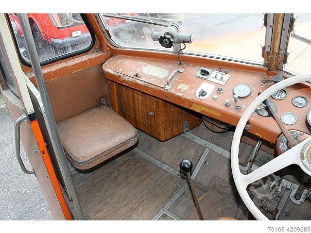 Coach  Berna/Saurer Oldtimer
