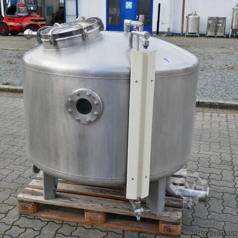 800 liter storage tank made of V2A stainless steel with sight glass  9728