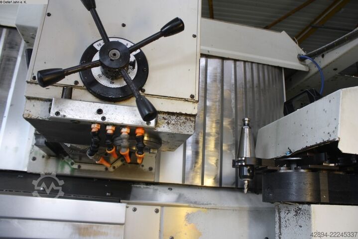 Machining Center - Vertical HERMLE U 630T