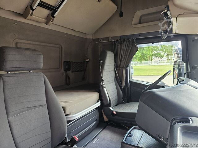 Standard-SZM Scania R450 6x2/4 / PUSHER / FULL-AIR