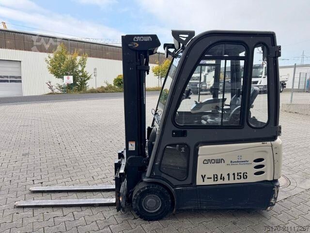 Gabelstapler Crown SCT6020-1.3 / Triplex 4,3m / Batterie 06/2020