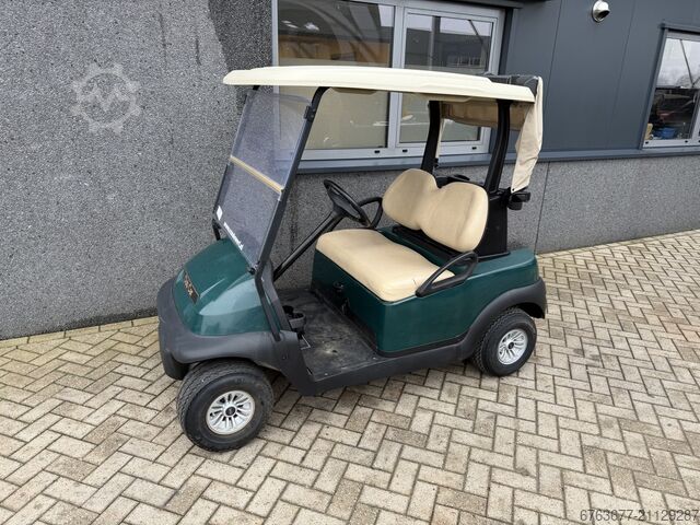 Golfcar CLUBCAR PRESEDENT 2-Sitzer Golfkar Golfcart 2018 mit Ladegerät CLUBCAR PRESEDENT 2 zitter Golfkar Golfcart 2018 Met Lader