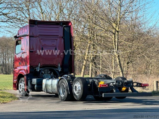 Truck chassis MERCEDES-BENZ Actros 2551 Big Space LED 6x2 Lenk+Lift