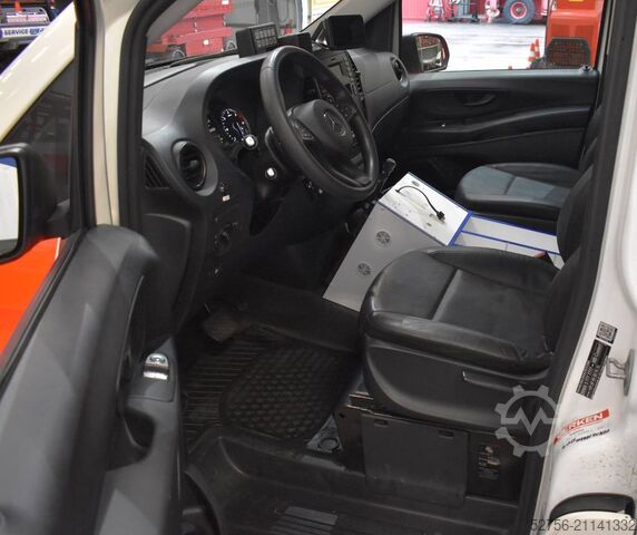 Rettungswagen Mercedes-Benz Vito 4x4 NEF - Notarzteinsatzfahrzeug