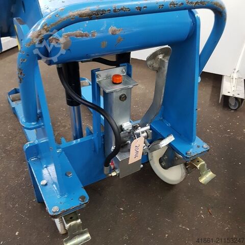 Hydr. fahrbarer Behälterneiger GRUSE BN 1000