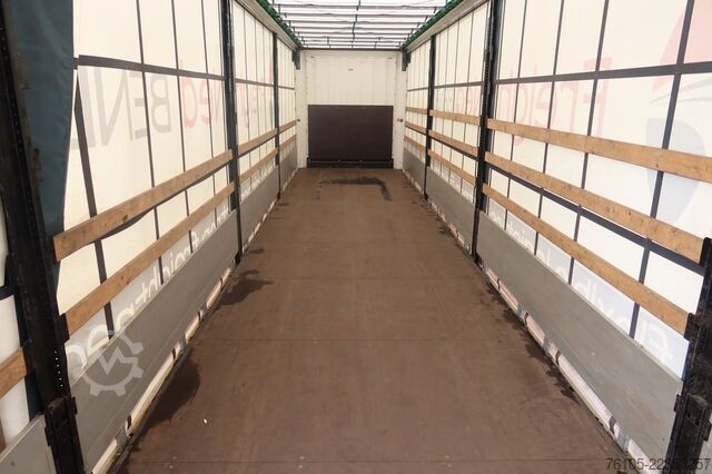 Curtain sided Krone SD
