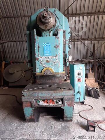 Exzenterpresse ZTS Kosice LE 250C