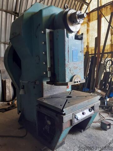 Exzenterpresse ZTS Kosice LE 250C