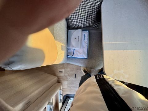 Teilintegriertes Wohnmobil Hymer/Eriba B-Klasse MC T 600 WhiteLine Solar/Wechselrichter