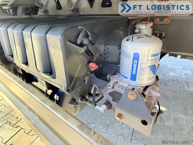 LKW mit Pritsche & Plane Renault D13 / 18 PALLETS / TAIL-LIFT / PLANEN