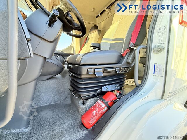 LKW mit Pritsche & Plane Renault D13 / 18 PALLETS / TAIL-LIFT / PLANEN