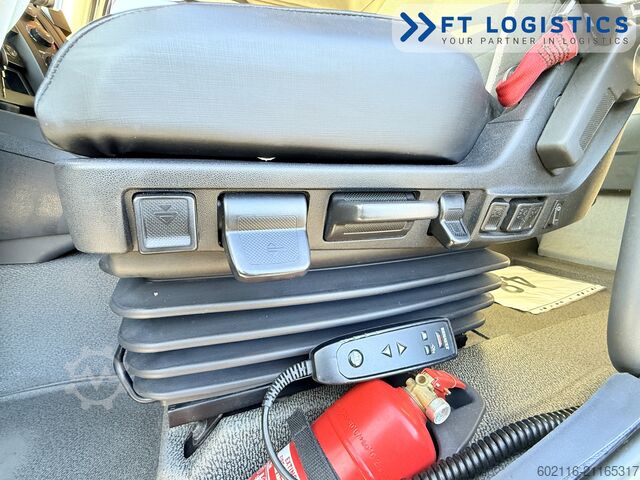 LKW mit Pritsche & Plane Renault D13 / 18 PALLETS / TAIL-LIFT / PLANEN