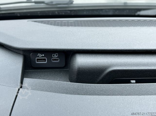 Box van IVECO Daily 35S18H Koffer LBW+ACC+LED+NAVI