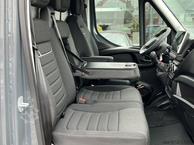 Box van IVECO Daily 35S18H Koffer LBW+ACC+LED+NAVI