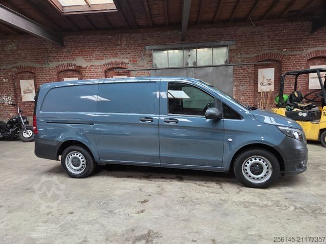 Kleinbus MERCEDES-BENZ Vito Kasten 114  Kamera Tempom. Klima PDC+H E6