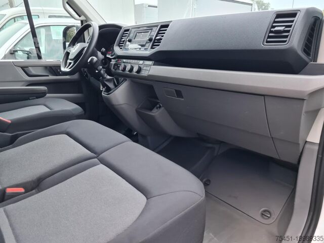 Pritschenwagen VW Crafter 35 Doka MR Pritsche AHK Klima 7 Sitzer