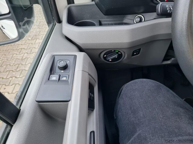 Pritschenwagen VW Crafter 35 Doka MR Pritsche AHK Klima 7 Sitzer