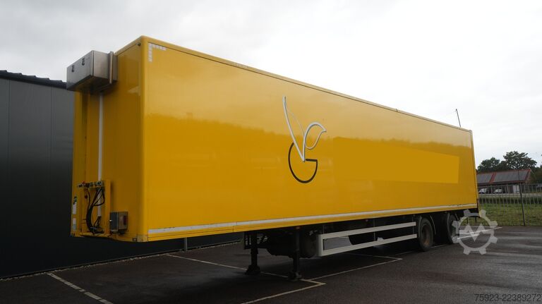 Suitcase Floor 2 axle closed box