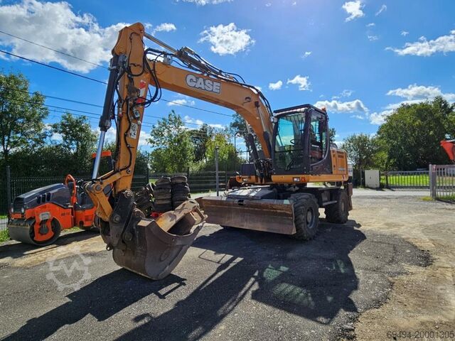 Wheeled excavator case WX 148