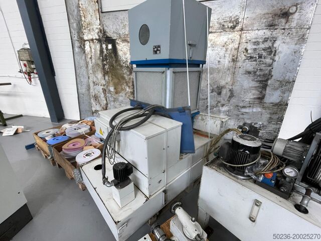 Cylindrical grinding machine ABA URS 1000