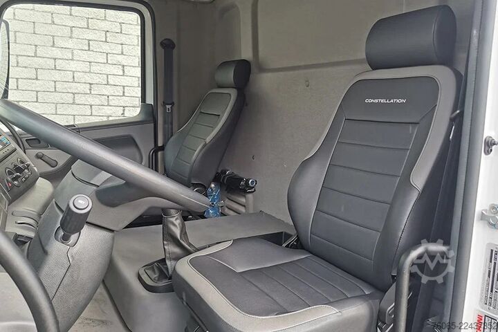 Tipper Volkswagen Constellation 31.320 DC Tipper Truck (5 units)
