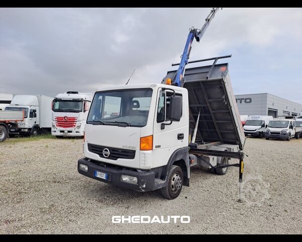 Minibus NISSAN ATLEON - NISSAN ATLEON 35.15 CASSONE RIBALTABILE TRILATERALE CON GRU