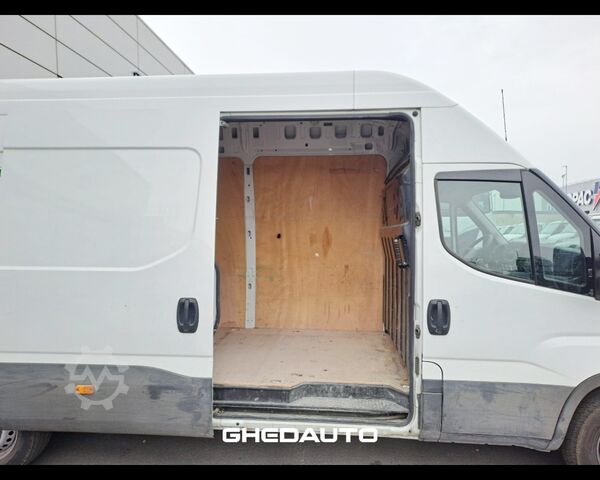 Minibus IVECO 35S16 - 35S16 V