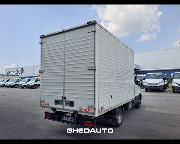 Minibus IVECO 35C16 - 35C16